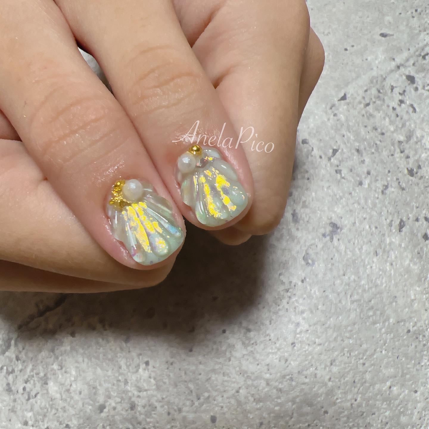 #ネイル,#純国産ジェルネイル,#ジェルネイル,#夏ネイル,#サマーネイル,#ニュアンスネイル,#人魚の鱗ネイル,#人魚の鱗ネイルのネイルデザイン