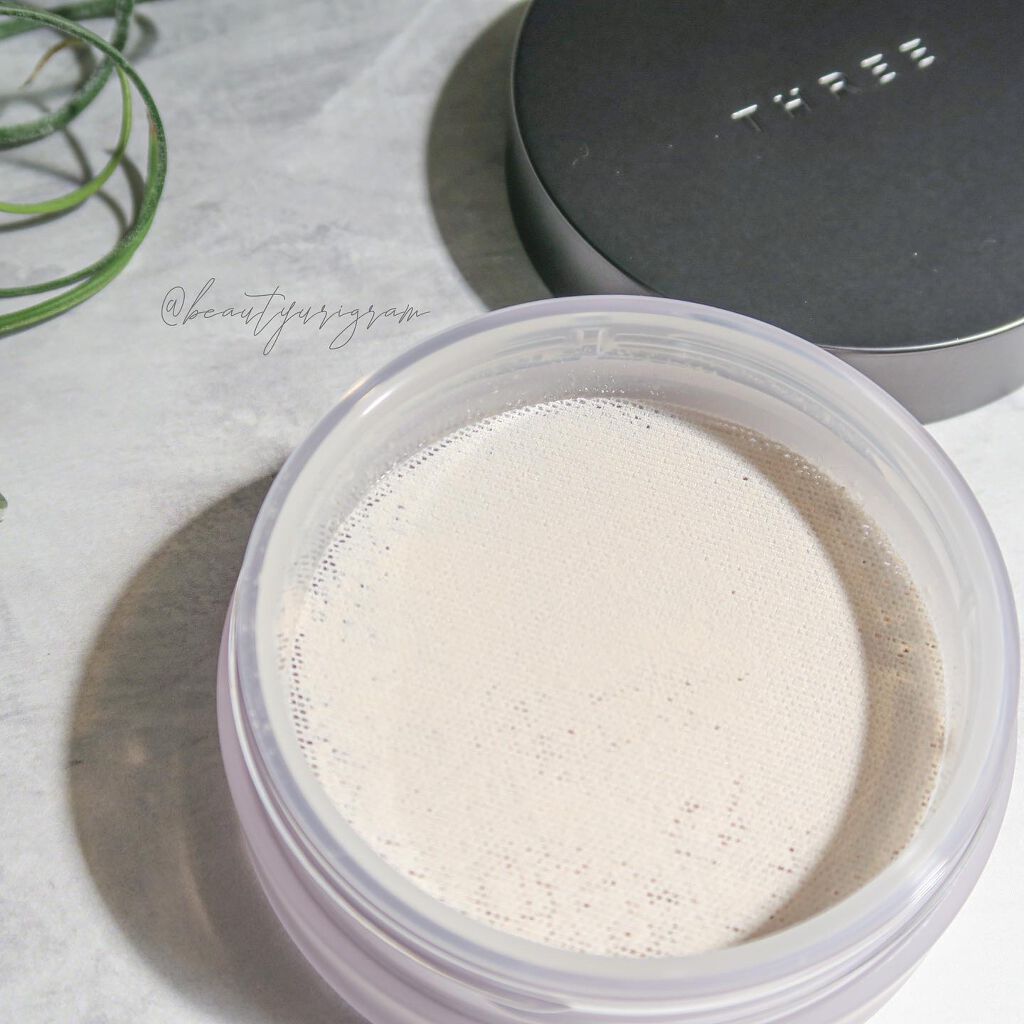 アドバンスドエシリアルスムースオペレーター ルースパウダー/THREE/ルースパウダーを使ったクチコミ（2枚目）