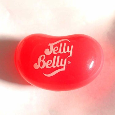 JellyBelly チーク＆リップ
私はコットンキャンディの香り付きを買いました🤤
すごくいい匂いだしパッケージがすごくかわいい☺︎ 
少し大きくてかさばってしまうところが唯一のデメリットです😖
それ