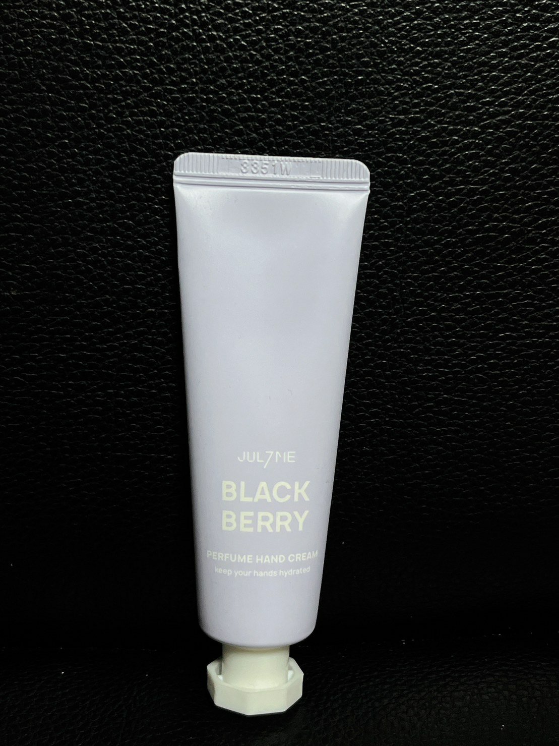 パフュームハンドクリーム ブラックベリー/JUL7ME/ハンドクリームを使ったクチコミ（1枚目）