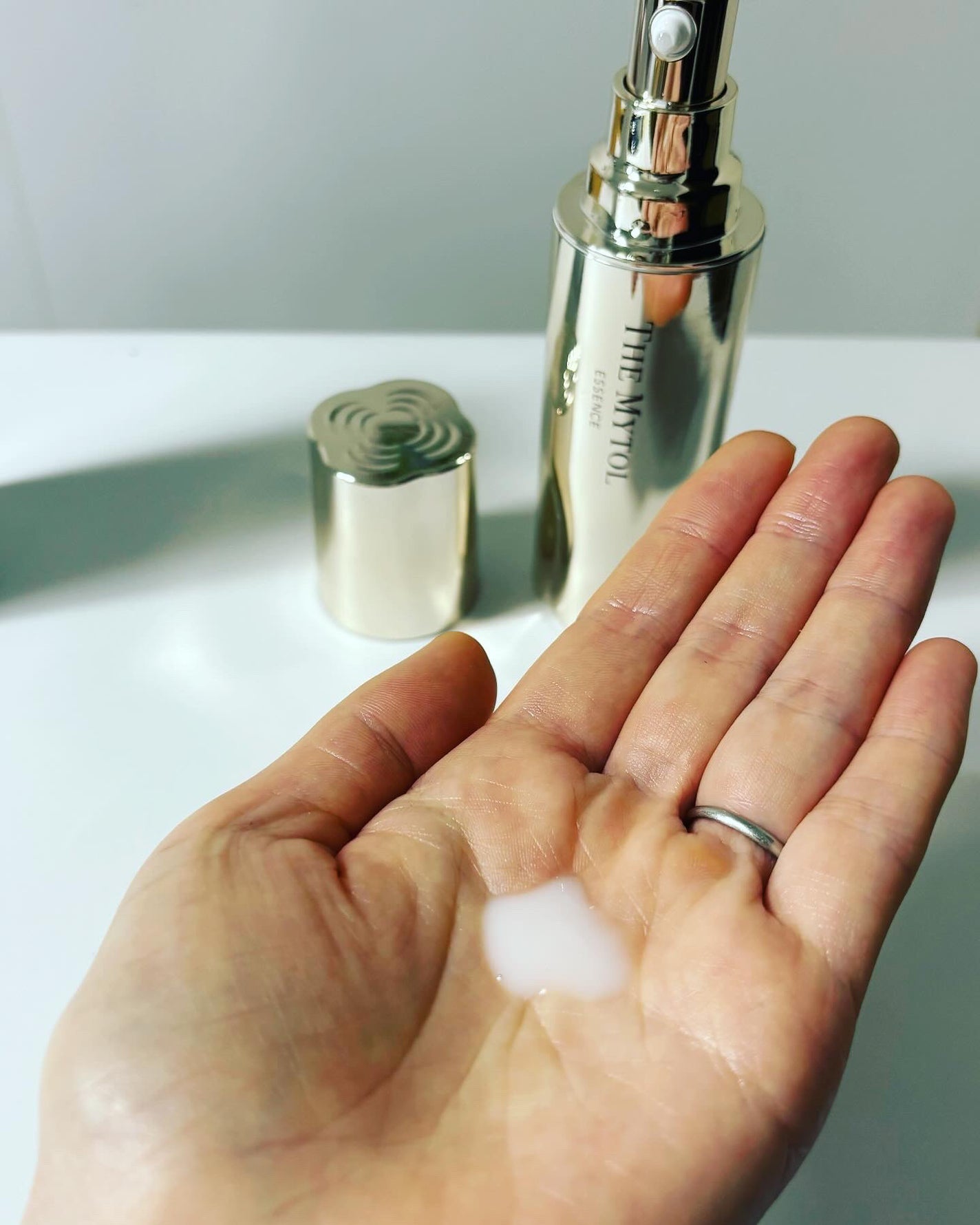 ザ マイトル エッセンス/THE MYTOL/ブースター・導入液を使ったクチコミ(3枚目)