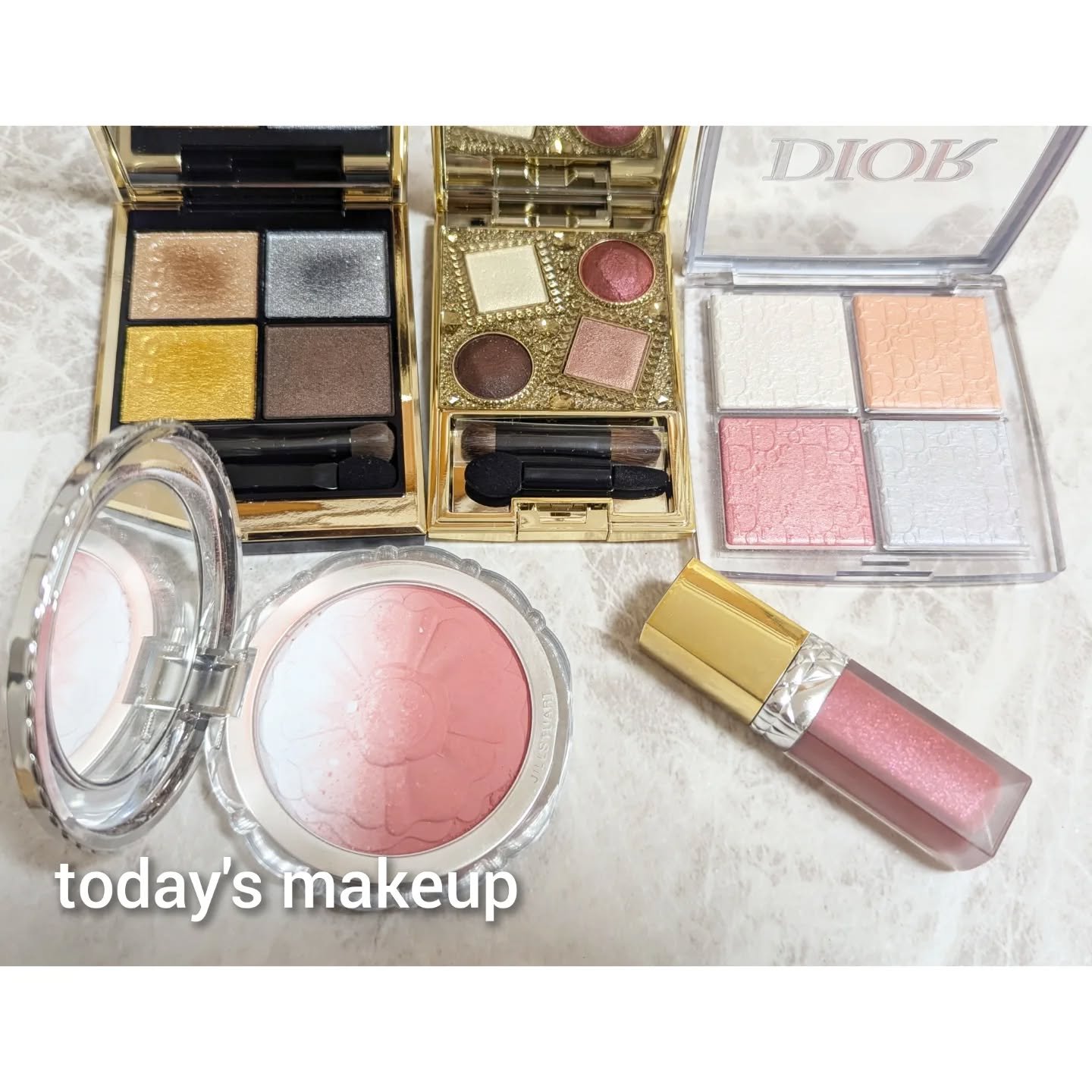 シグニチャー カラー アイズ 130 艶揃 - TSUYAZOROI -/SUQQU/アイシャドウパレットを使ったクチコミ（1枚目）