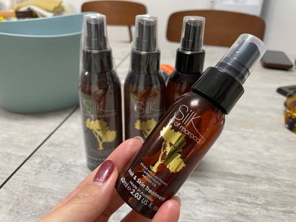 ミニサイズ付♡新品 シルクオイルオブモロッコ ヘアスキン ミニサイズ付♡新品 シルクオイルオブモロッコ ヘアスキン