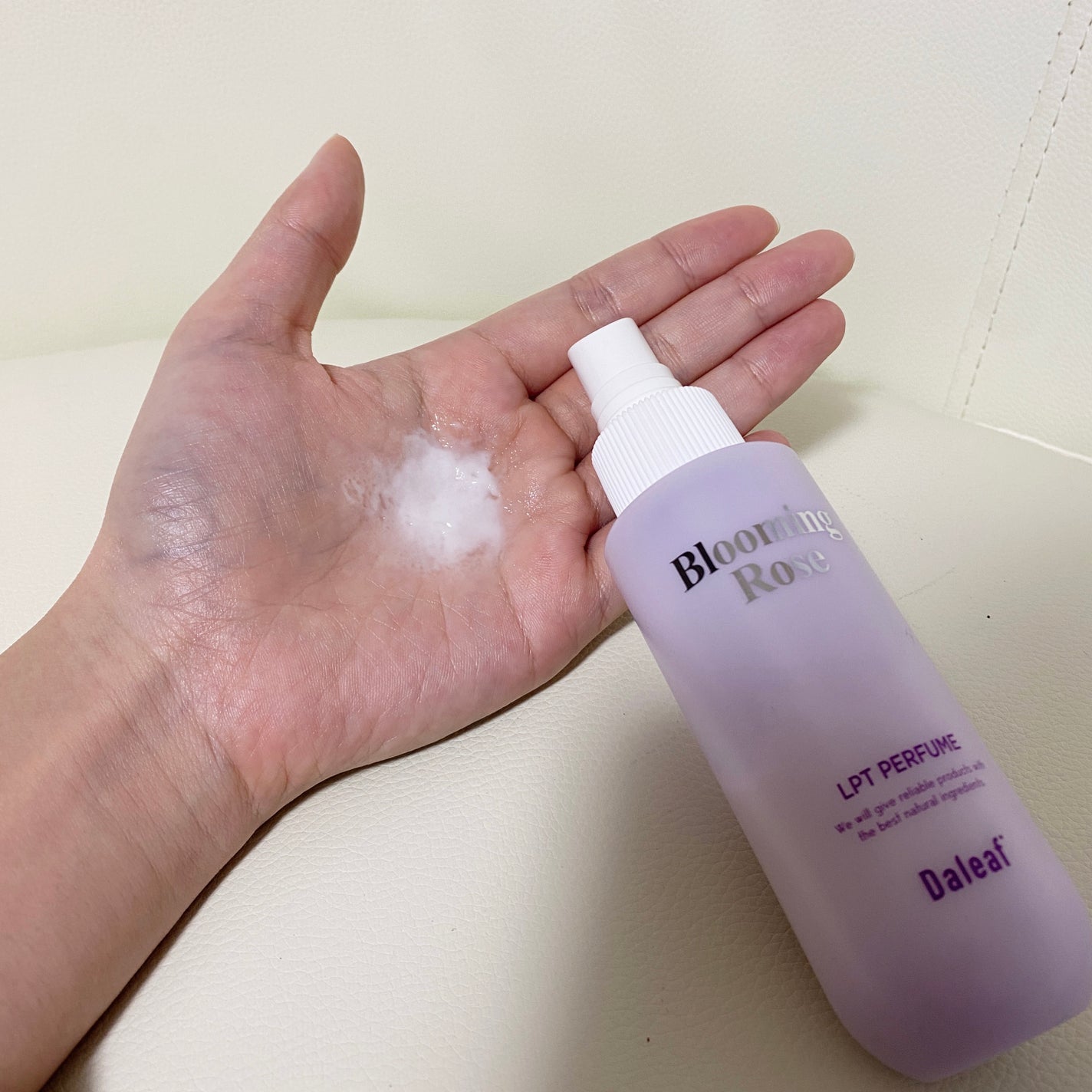 パフュームヘアパックインミスト Pink Breeze/Daleaf/アウトバストリートメントを使ったクチコミ(2枚目)