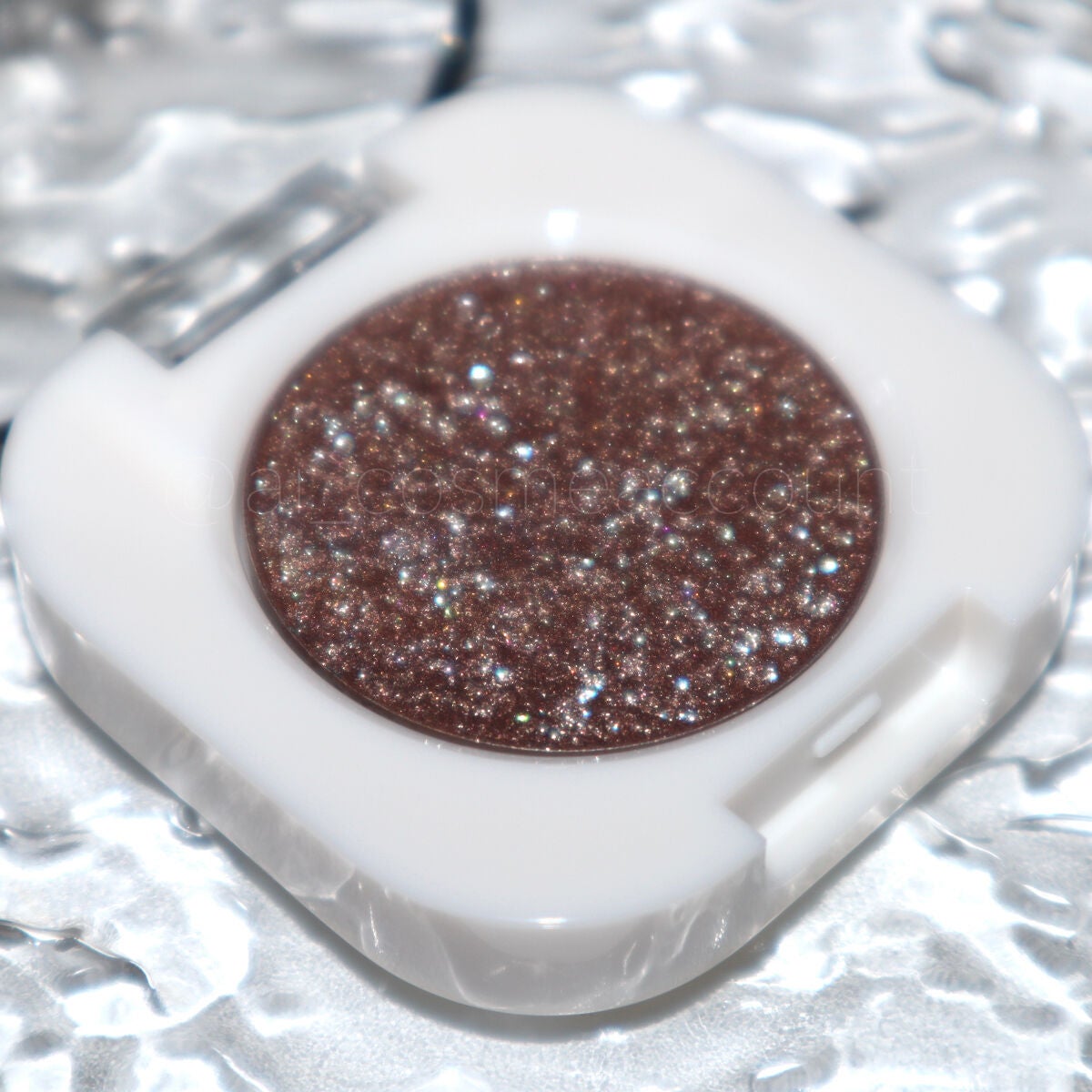 モノアイシャドウ/Laka/単色アイシャドウを使ったクチコミ(2枚目)