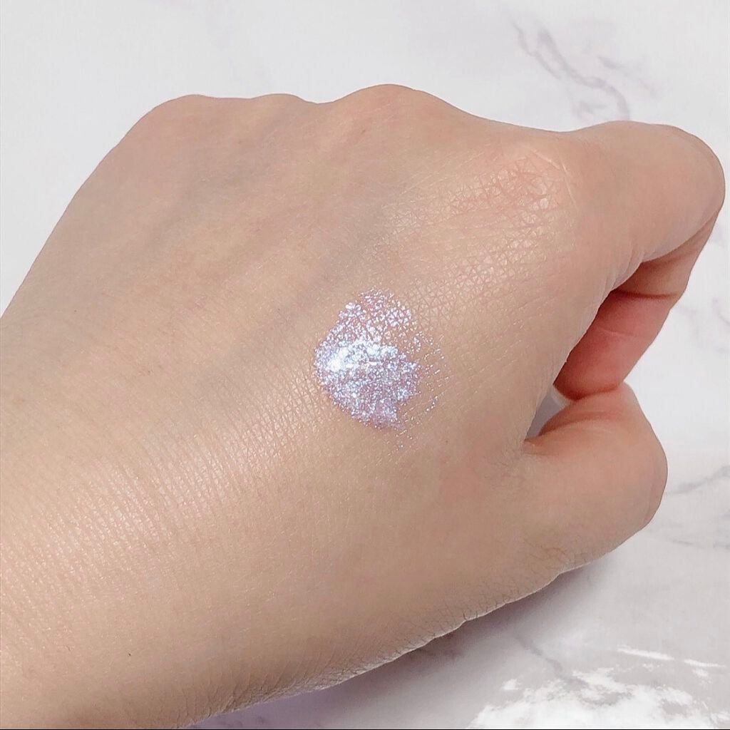 ダズルシャドウ リキッド/M・A・C/リキッドアイシャドウを使ったクチコミ(4枚目)