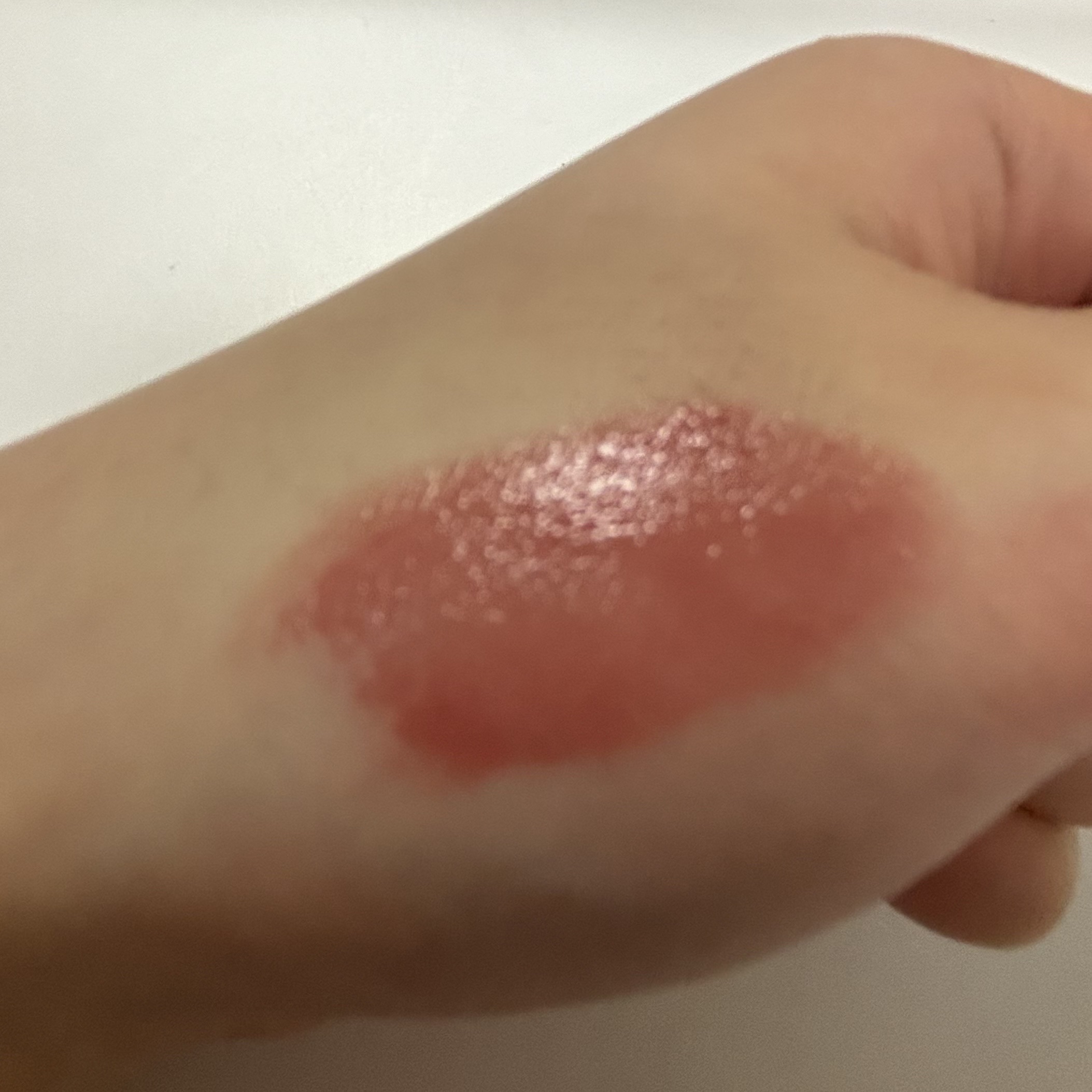 デュイジェルグレーズスティック 01 ミュートパーセント/wakemake/口紅を使ったクチコミ（2枚目）