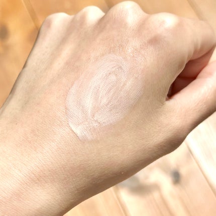 ライトフル C+ティンティッド プライマーSPF45(PA++++)/M・A・C/化粧下地を使ったクチコミ(4枚目)