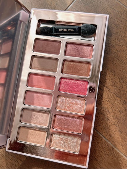 バレンタインボックス3ローズモーメント/VAVI MELLO/アイシャドウパレットを使ったクチコミ(2枚目)