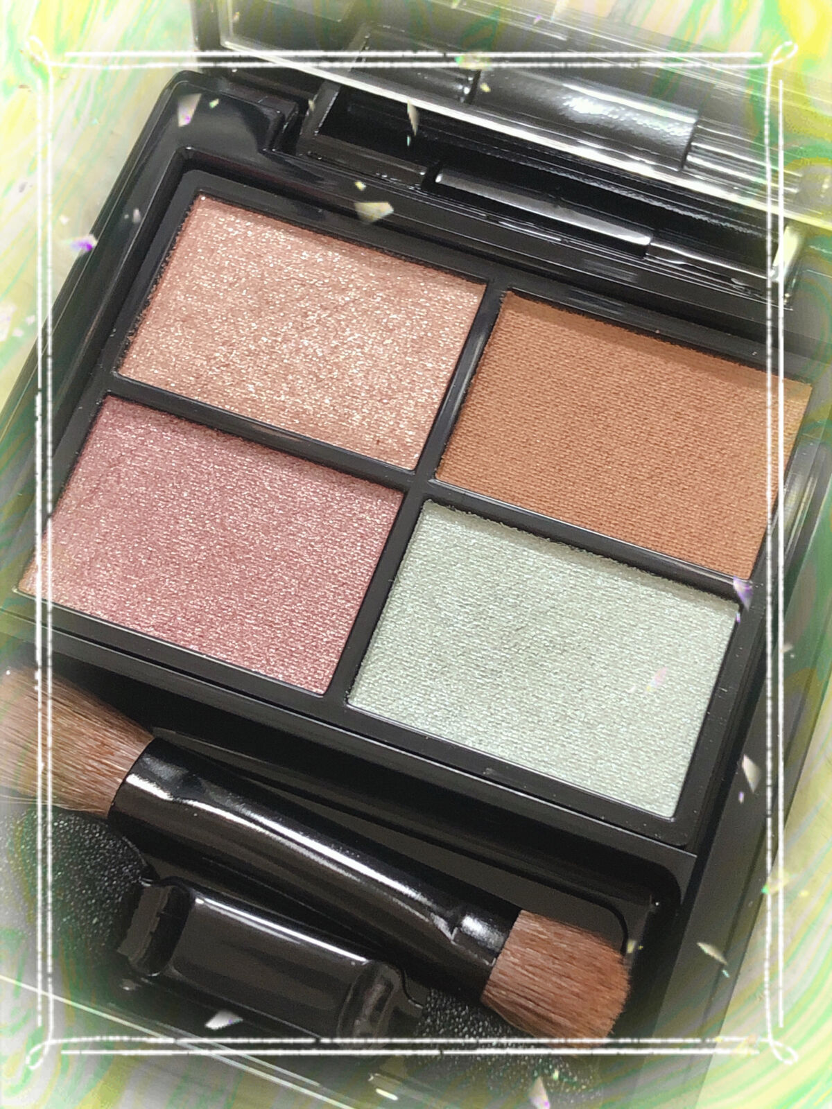 ミネラルクラッシィシャドー モーニングクルーズ（限定）/エトヴォス/アイシャドウパレットを使ったクチコミ（2枚目）