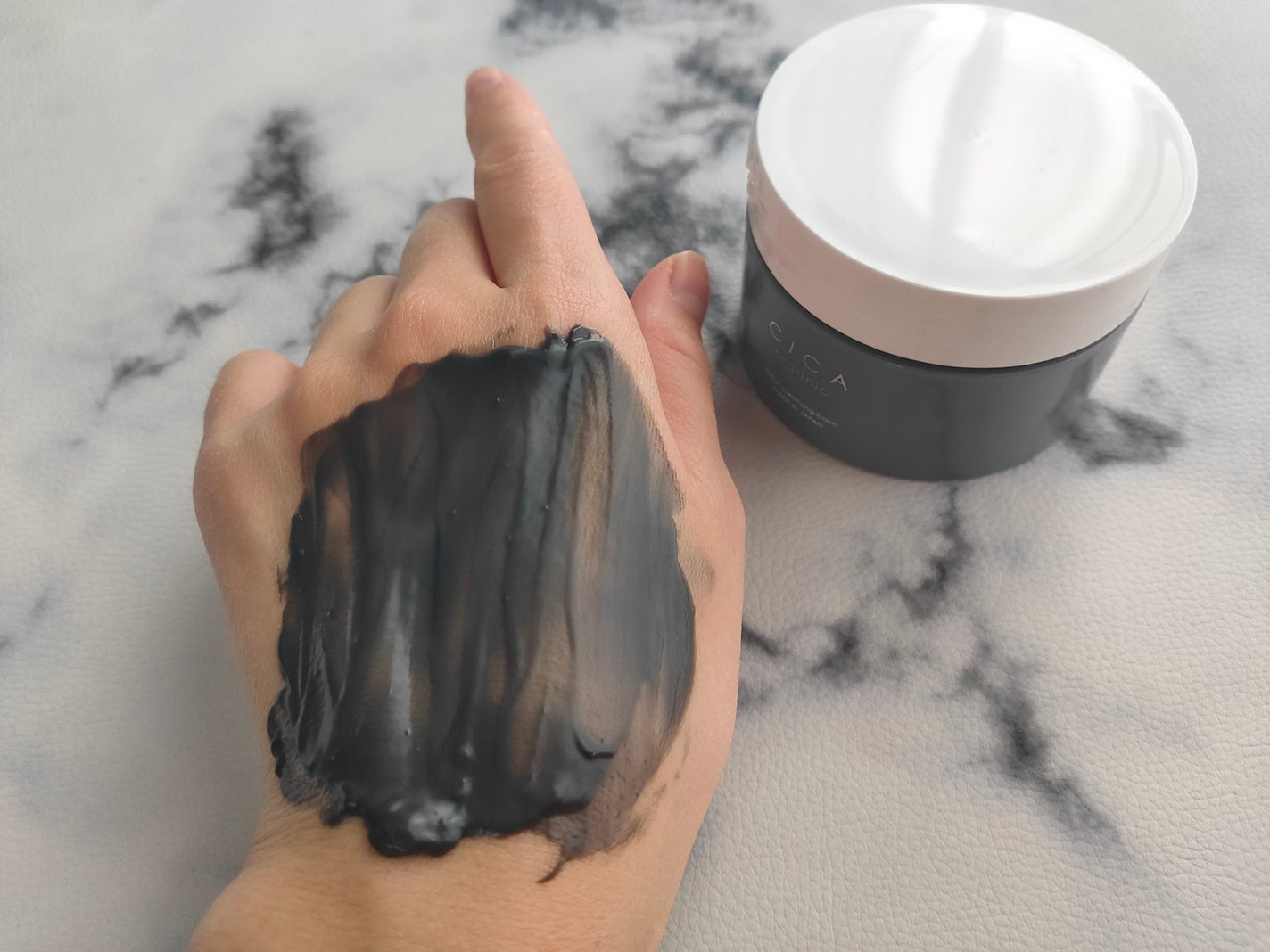 香る黒シカクレンジングバーム/CICA organic/クレンジングバームを使ったクチコミ(3枚目)