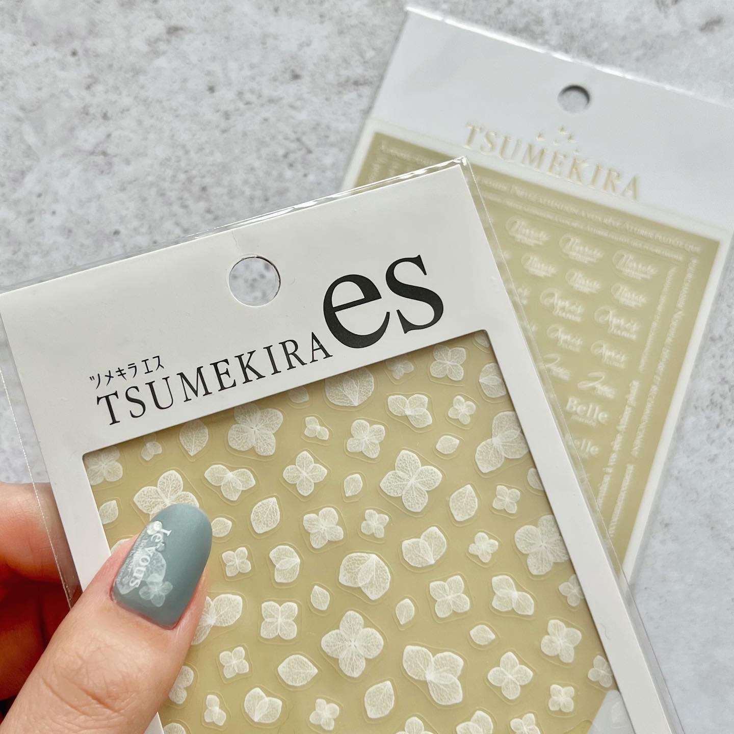 effrontee kyokoプロデュース Miss Beaute ホワイト /tsumekira/ネイル用品を使ったクチコミ（1枚目）