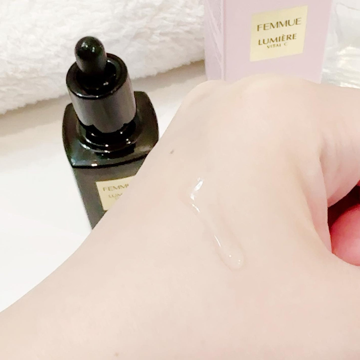 ルミエール ヴァイタルC/FEMMUE/ブースター・導入液を使ったクチコミ(3枚目)