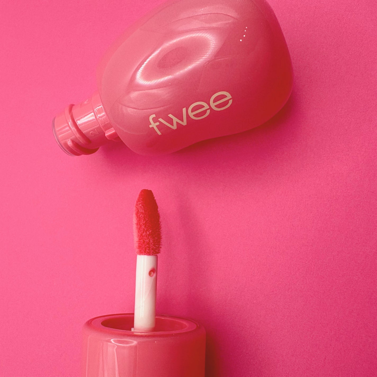 フィー 3Dボリューミンググロス/fwee/リップグロスを使ったクチコミ(3枚目)