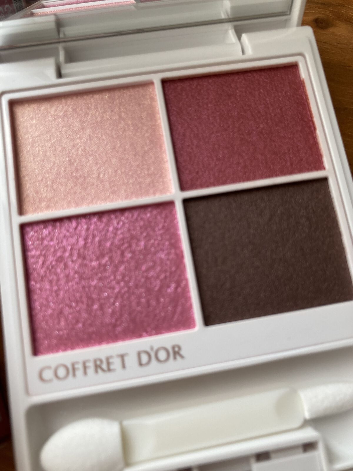 テ・ドルチェシャドウ/コフレドール/アイシャドウパレットを使ったクチコミ（1枚目）