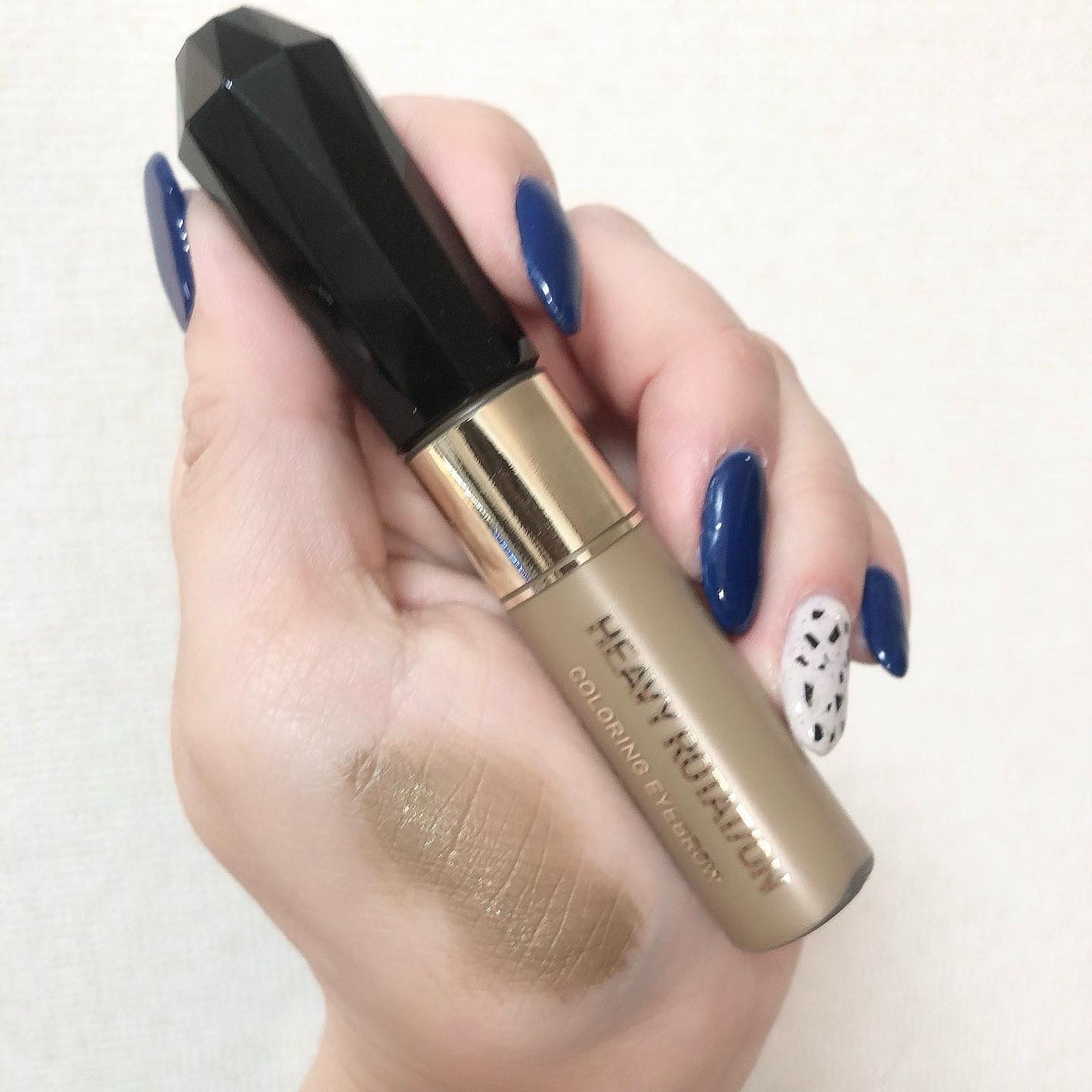 カラーリングアイブロウ/ヘビーローテーション/眉マスカラを使ったクチコミ(4枚目)