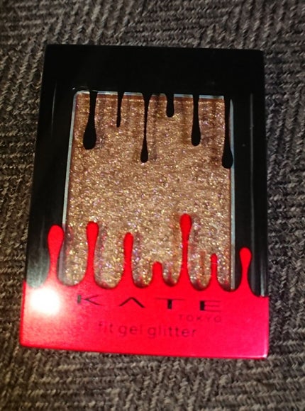 フィットジェルグリッター/KATE/ジェル・クリームアイシャドウを使ったクチコミ(1枚目)