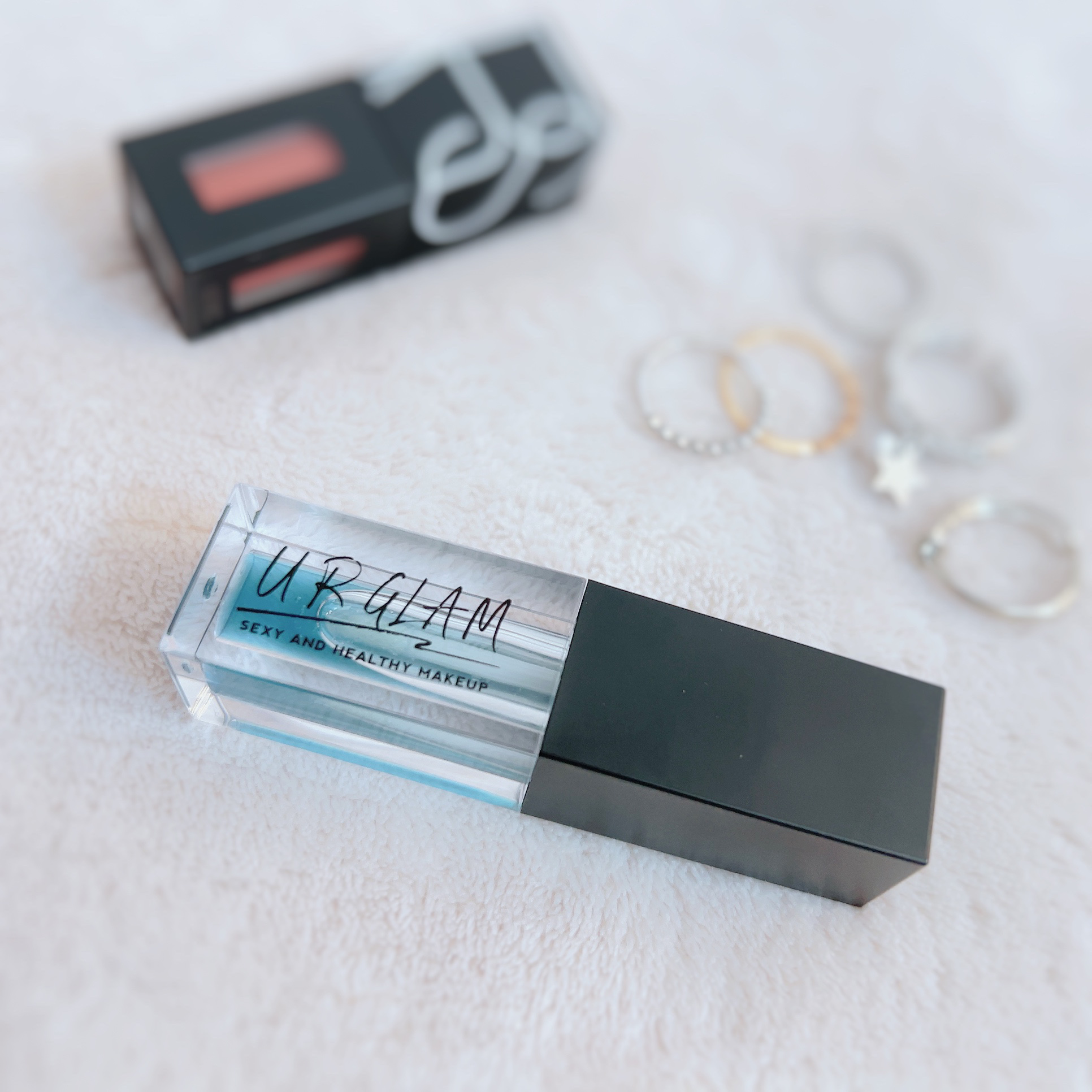 UR GLAM　LIP OIL ターコイズブルー/U R GLAM/リップグロスを使ったクチコミ（2枚目）