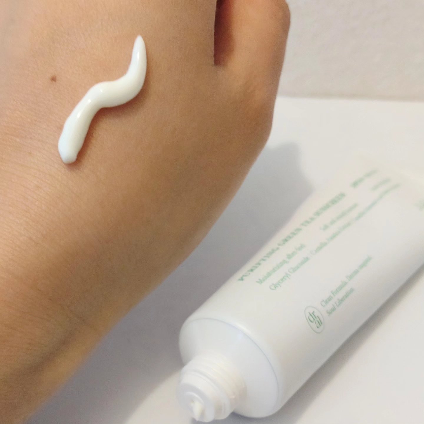 ピュリファインググリーンティーサンスクリーン/Dr.Althea/日焼け止めクリームを使ったクチコミ（3枚目）