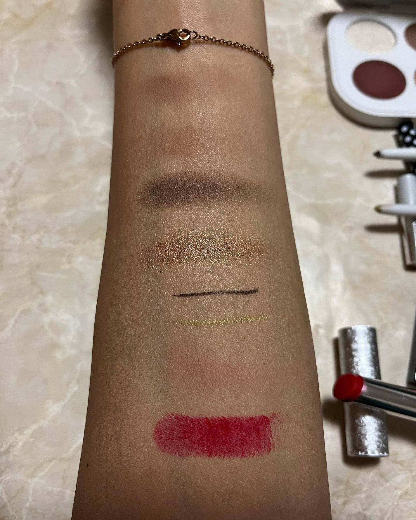 ブラッシュ カラー インフュージョン/ローラ メルシエ/パウダーチークを使ったクチコミ(2枚目)