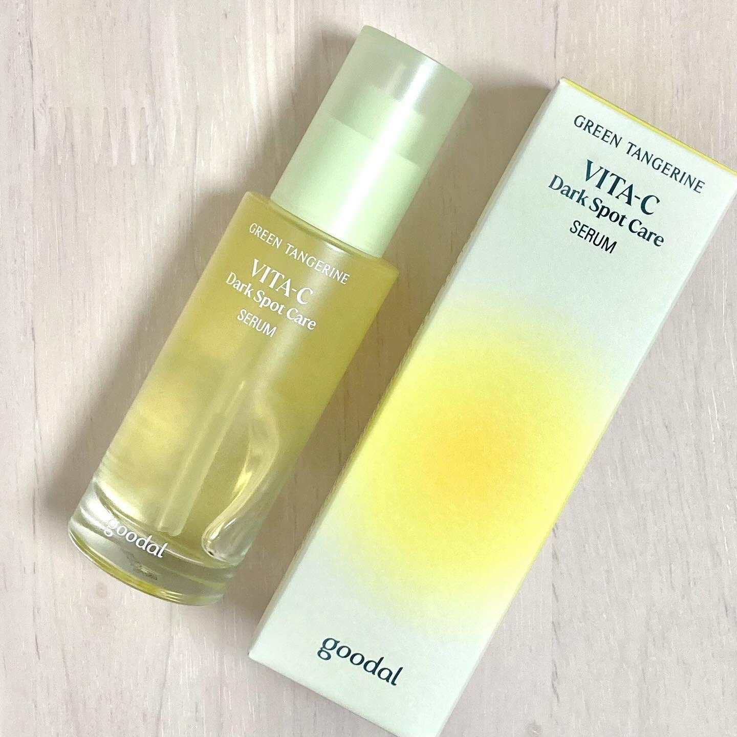 
#PR

goodal

グリーンタンジェリン 
ビタC ダークスポットケアセラム


季節の変わり目に気になる肌悩みをケア✨️
青みかんの爽やかな香り！


ジェルのようなテクスチャーで肌なじみ◎
メイク前にも使えます！

乾燥によるく