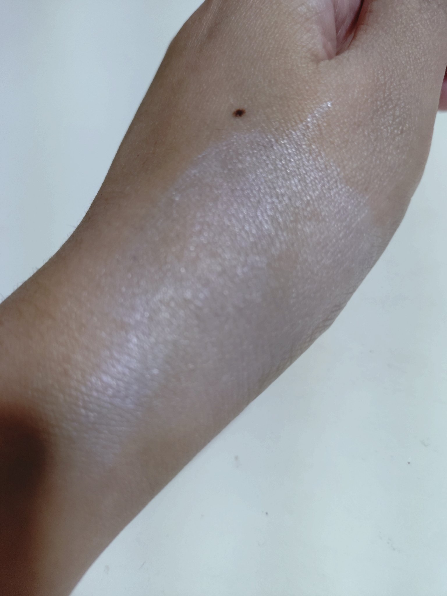 アディクション スキンプロテクター ソフトグロウ 001 Pure Blue /ADDICTION/化粧下地を使ったクチコミ（2枚目）