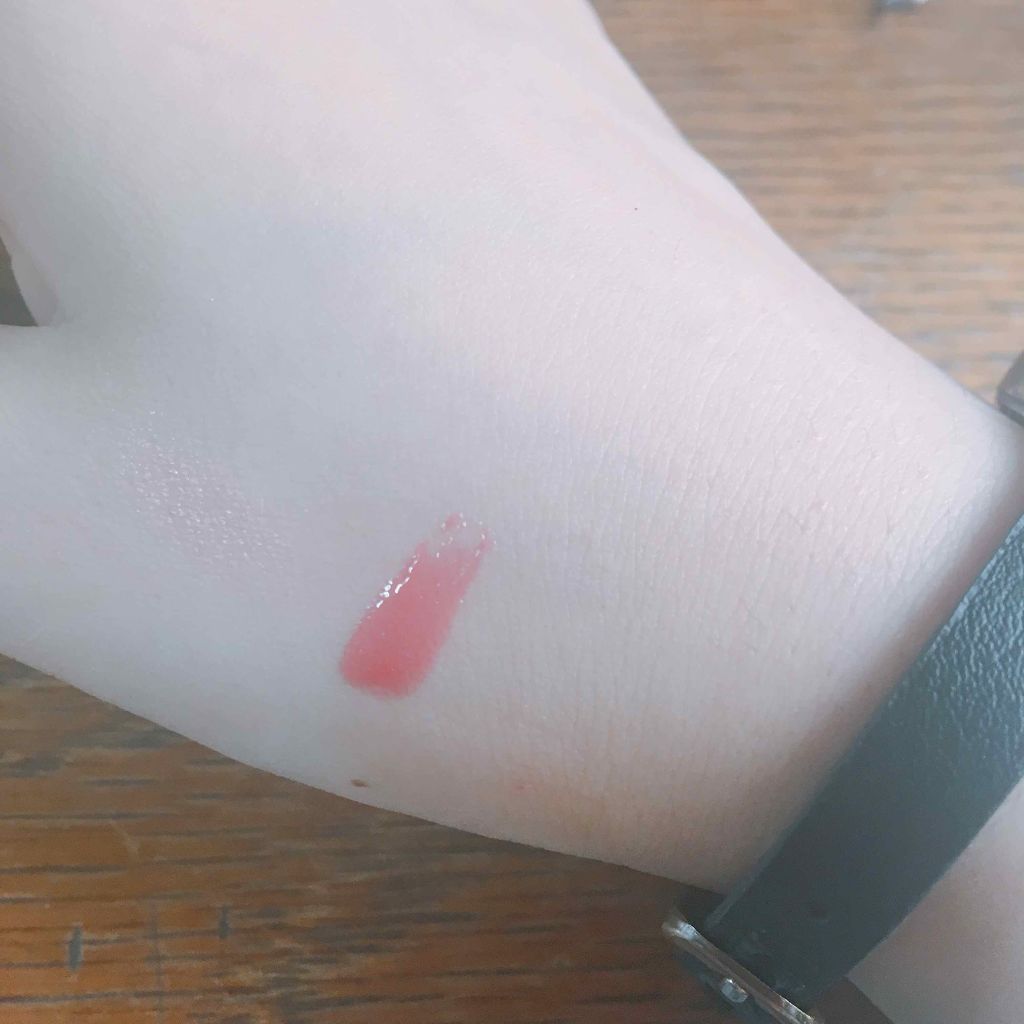 ジューシーリップジェル RD1 チェリーレッド/ettusais/リップグロスを使ったクチコミ（2枚目）