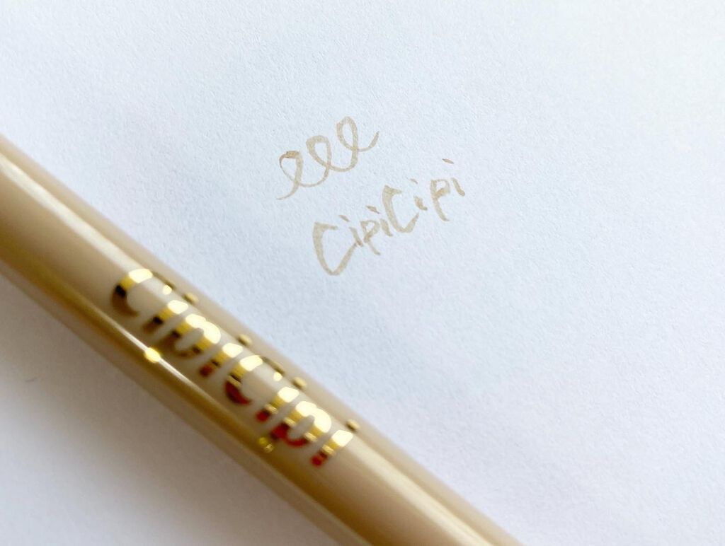 シークレットキワミライナー R/CipiCipi/リキッドアイライナーを使ったクチコミ（2枚目）