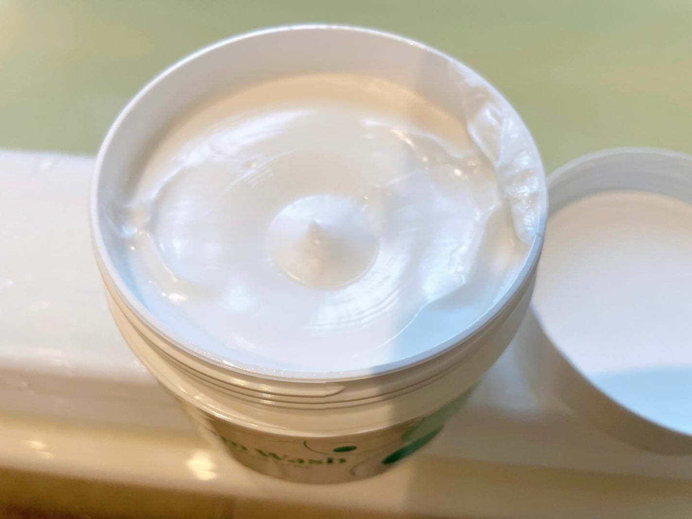 ダヴ クリームボディウォッシュ コンフォートモイスチャー/ダヴ/ボディソープを使ったクチコミ(2枚目)