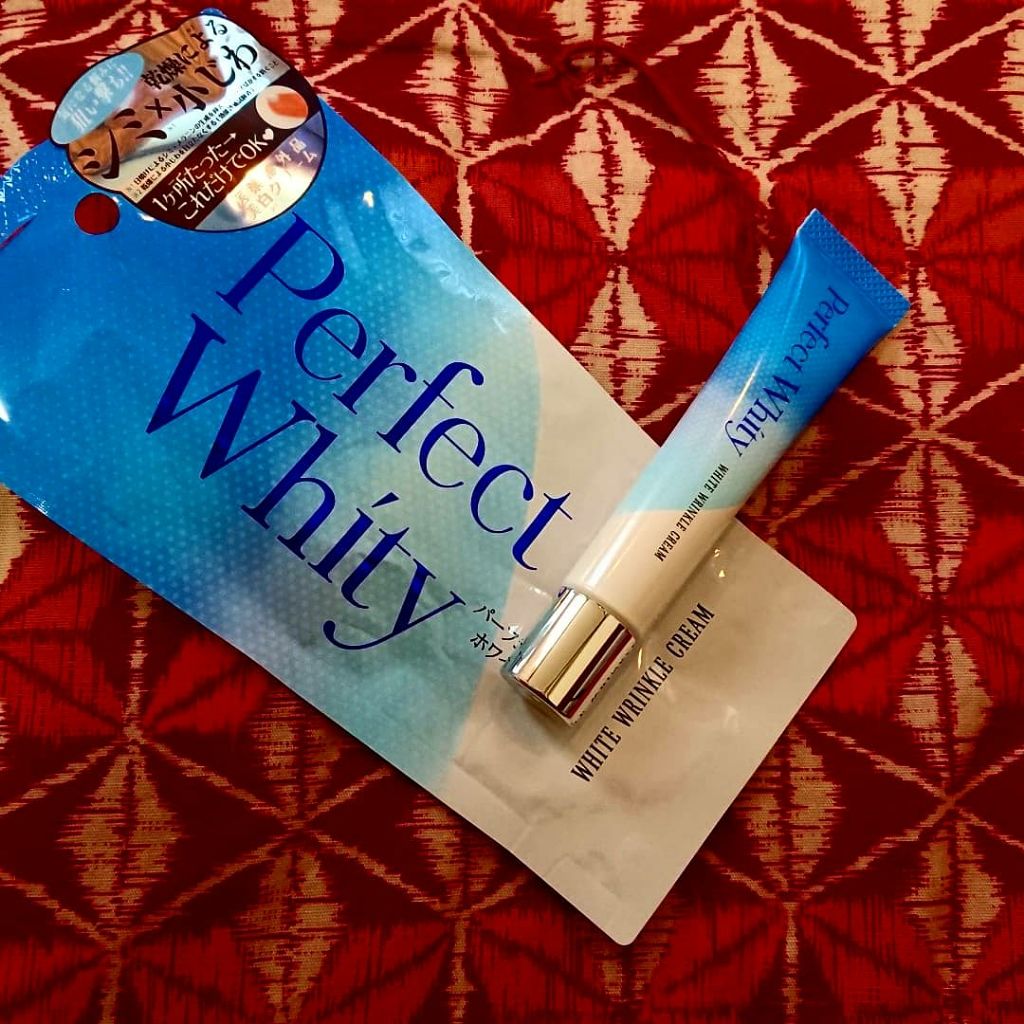 Perfect Whity　WHITE WRINKLE CREAM/R&/フェイスクリームを使ったクチコミ（1枚目）