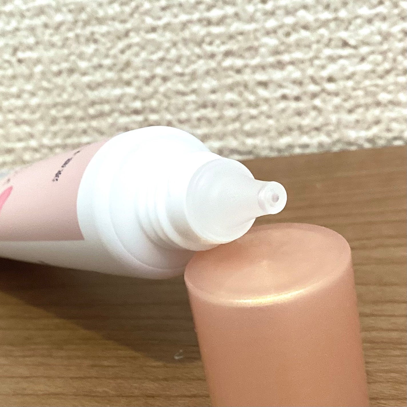 8x4 アロマスイッチ 涼感ネックジェル パリスブーケの香り/8x4/デオドラント・制汗剤を使ったクチコミ(3枚目)