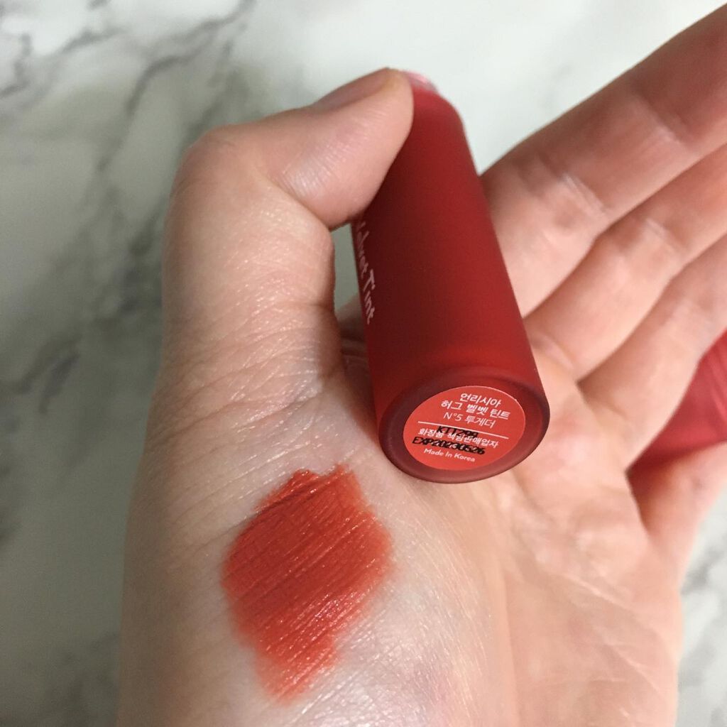 Luv Hug Velvet Tint/unleashia/口紅を使ったクチコミ(3枚目)