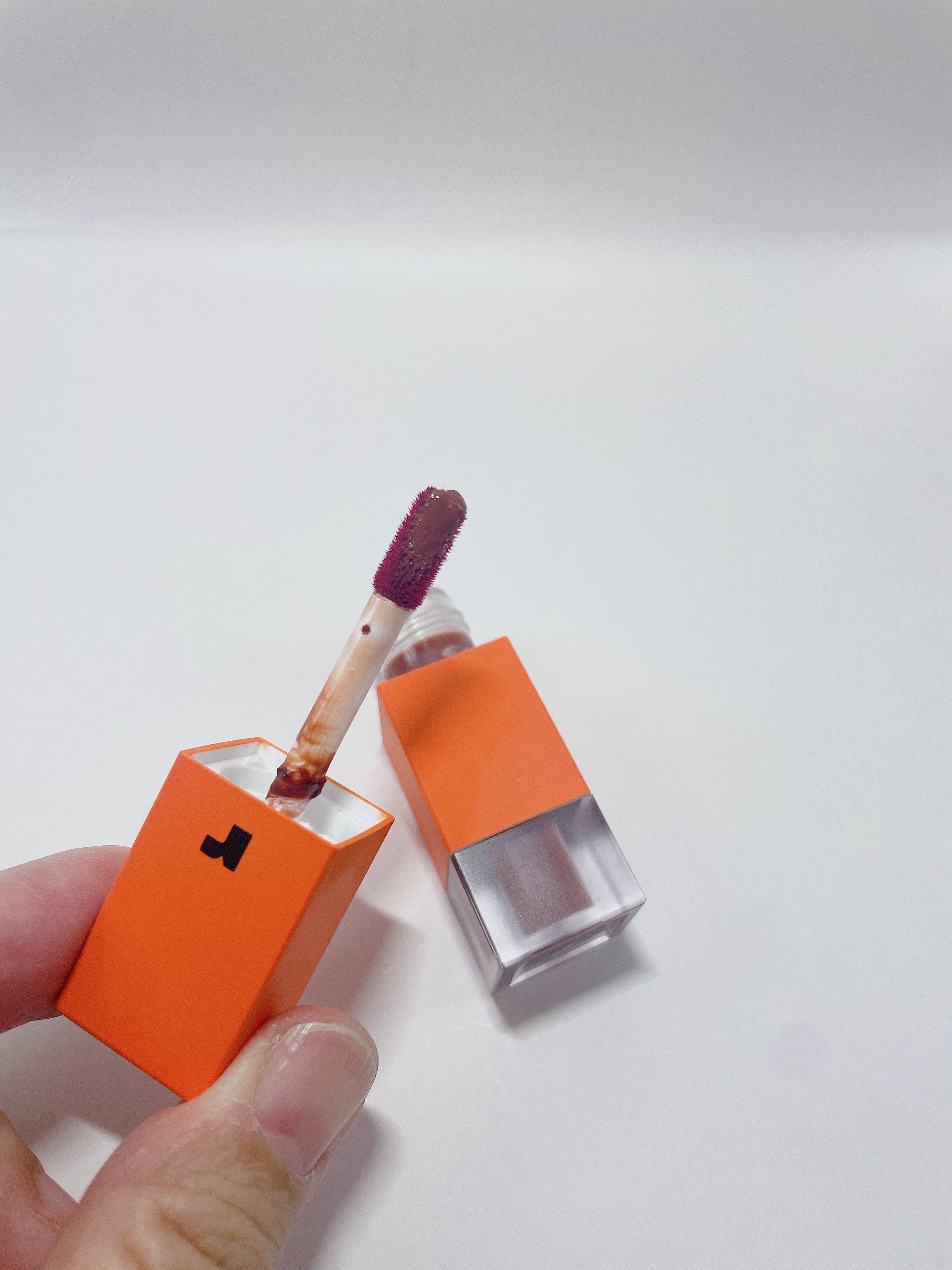 フルーティントブーケ 03 クッキーコスモス/RICAFROSH/リップティントを使ったクチコミ（3枚目）