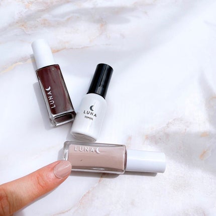 waniwaniコスメ@ふぉろば on LIPS 「LUNAピールオフマニキュア水性マニキュアとジェルが併用可能な..」(4枚目)