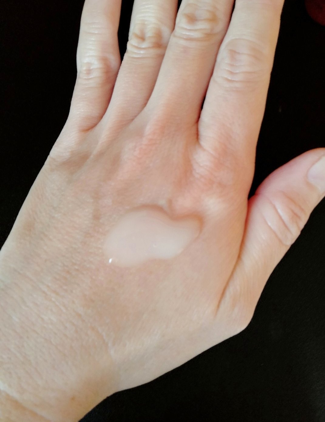 極潤 薬用ハリ化粧水【医薬部外品】 本体/肌ラボ/化粧水を使ったクチコミ（2枚目）