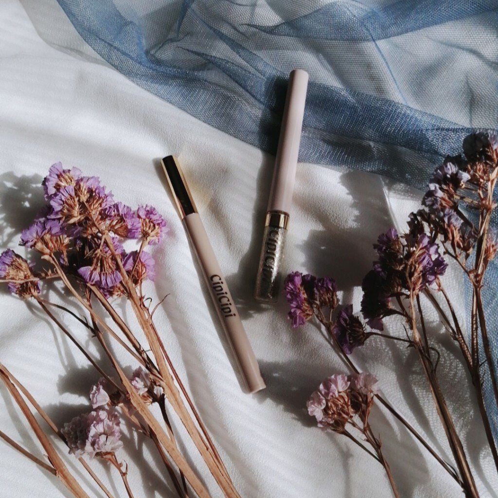 グリッターイルミネーションライナー/CipiCipi/リキッドアイライナーを使ったクチコミ(2枚目)