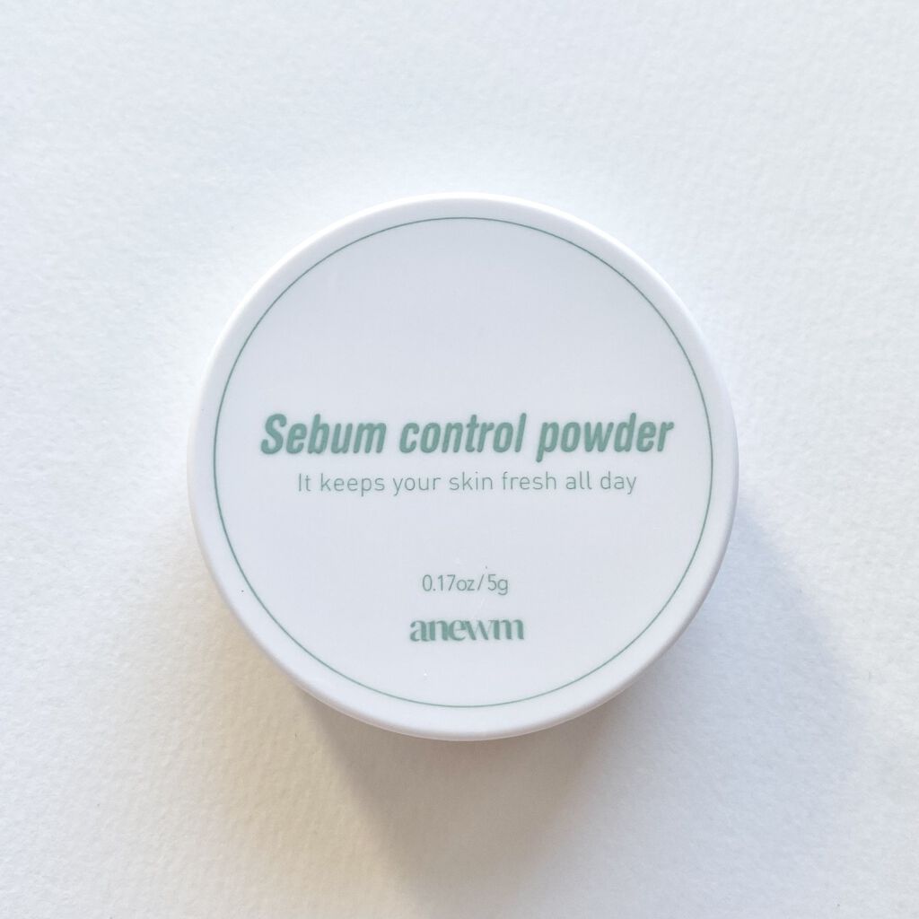 アニューム セバム コントロール パウダー/saat insight/ルースパウダーを使ったクチコミ（1枚目）