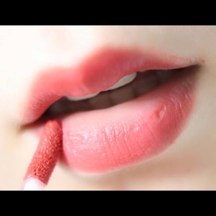 デイリームードマットリキッド/nuegray/リップグロスを使ったクチコミ(4枚目)