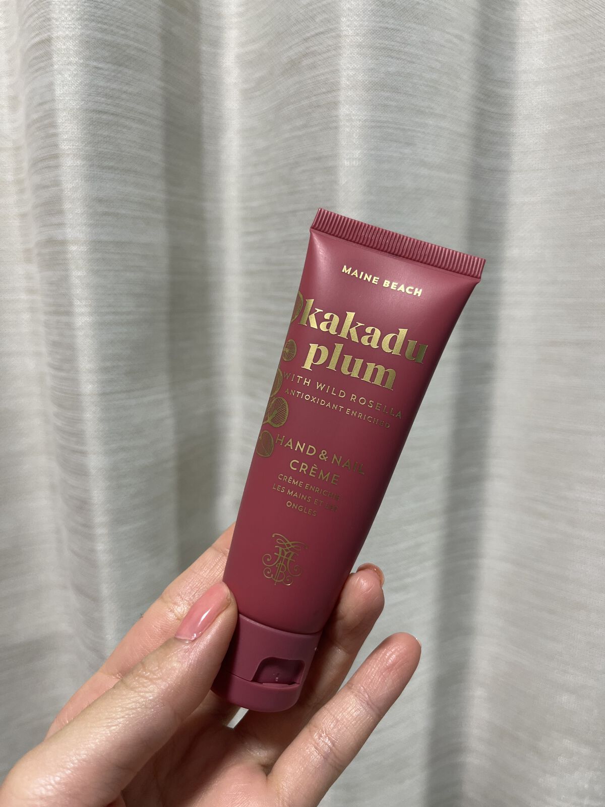 カカドゥプラム ハンド&ネイルクリーム/MAINE BEACH (マインビーチ)/ハンドクリームを使ったクチコミ（1枚目）