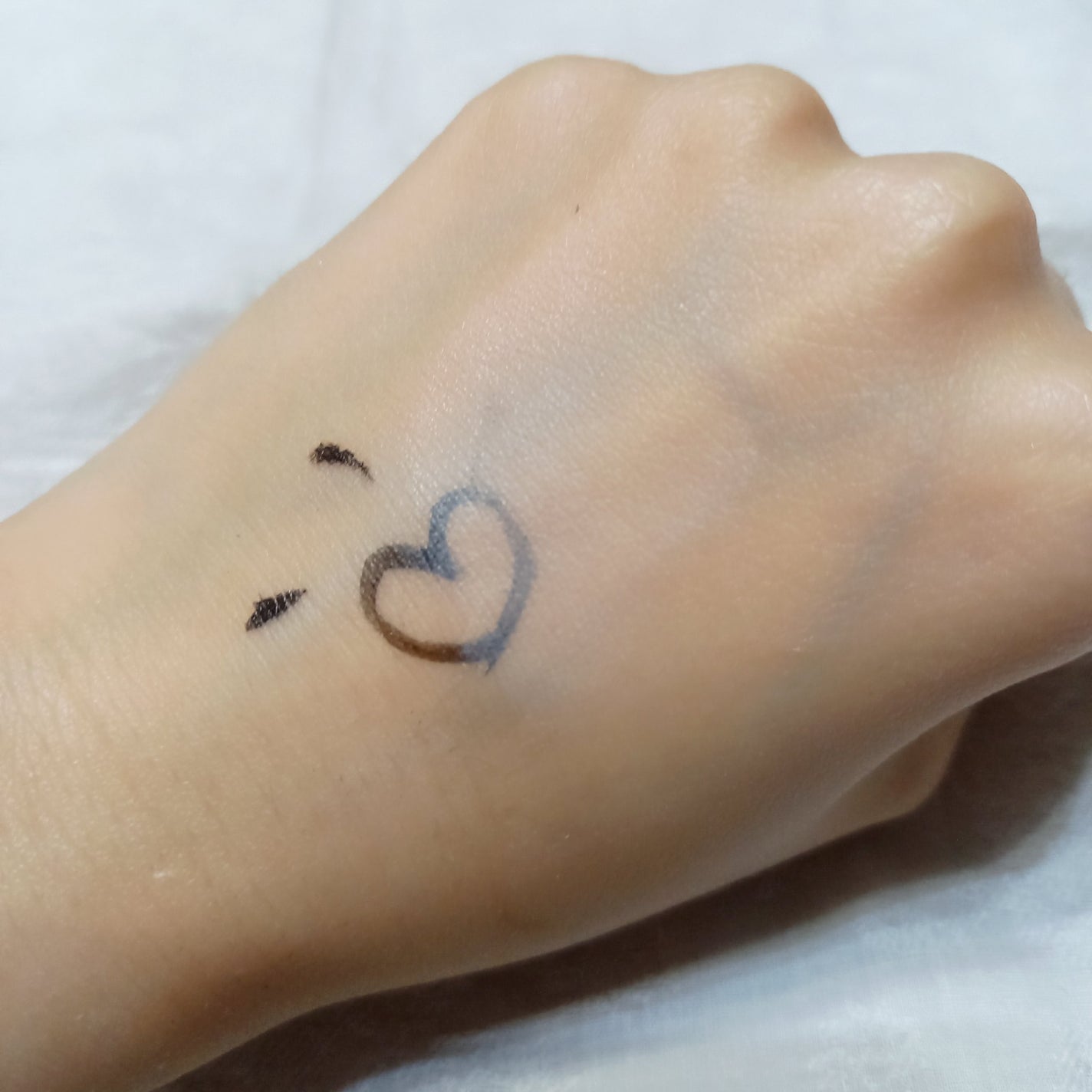 セカンドスキンメッシュマットクッション/hince/クッションファンデーションを使ったクチコミ(8枚目)