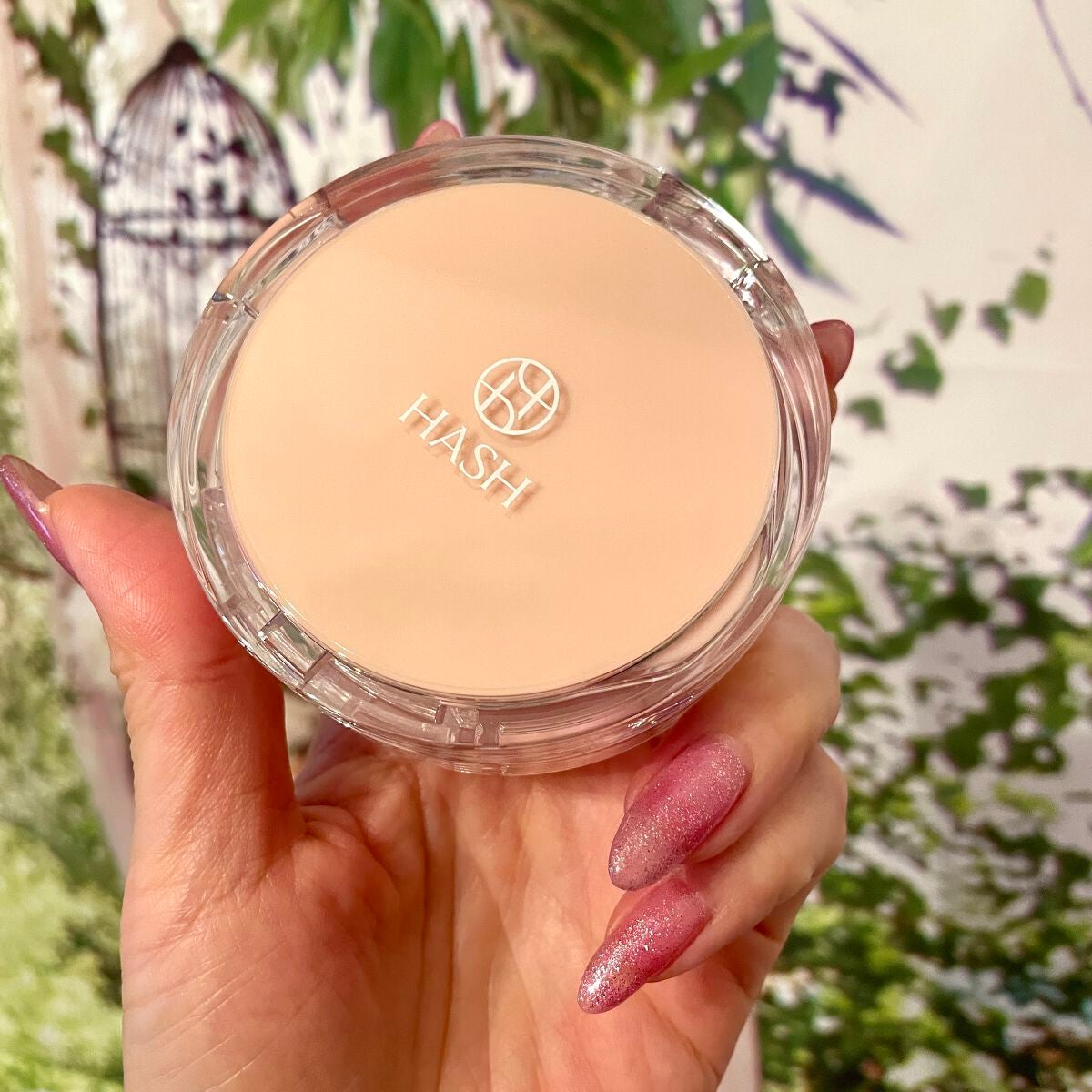 Shiho Arai on LIPS 「DewyglowfittingcushionCD01デューイー..」(1枚目)