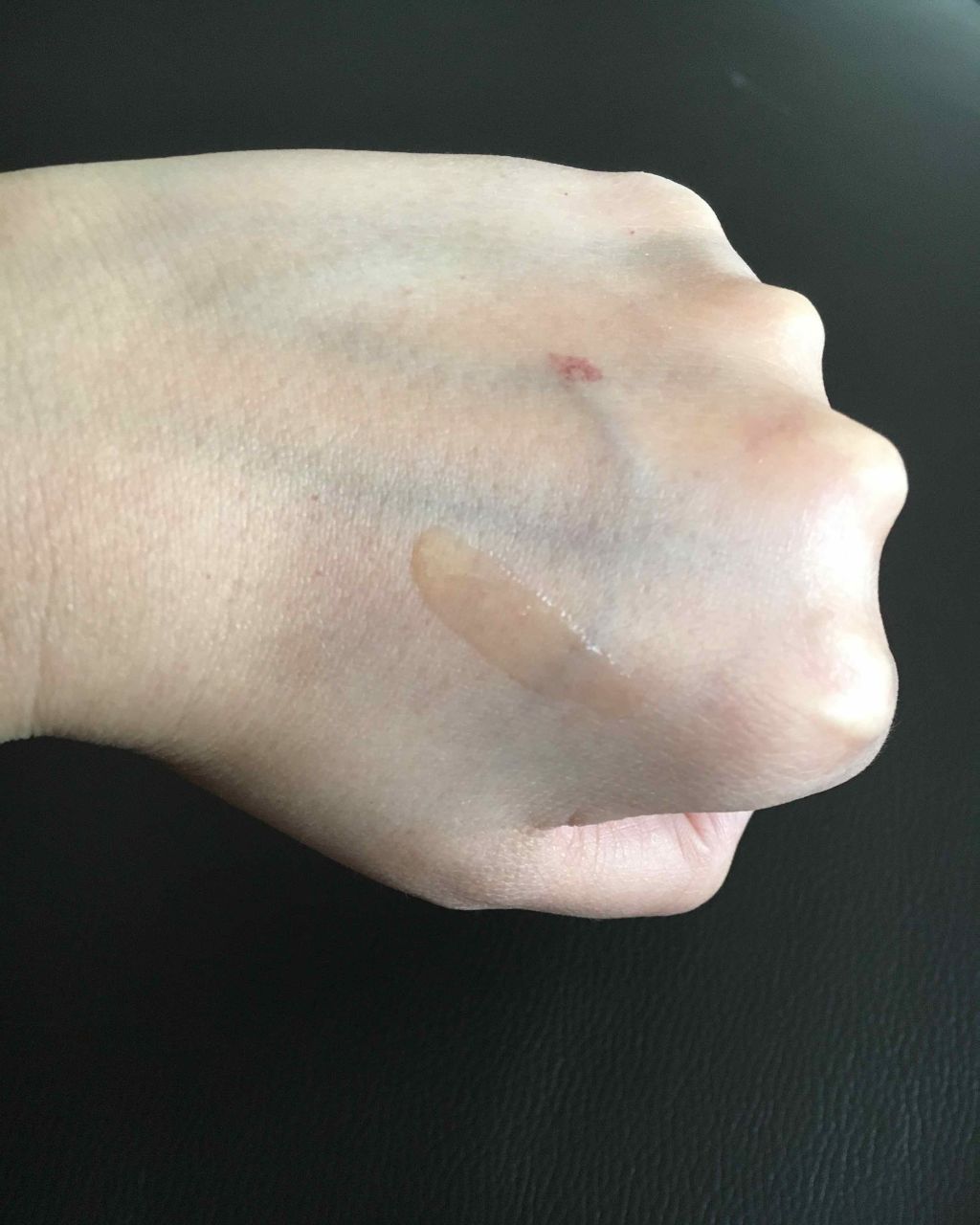 リップモイストオイル/crayontouch-me/リップオイルを使ったクチコミ(2枚目)