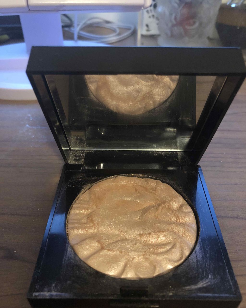 フェイスイルミネーター/ローラ メルシエ/パウダーハイライトを使ったクチコミ（1枚目）