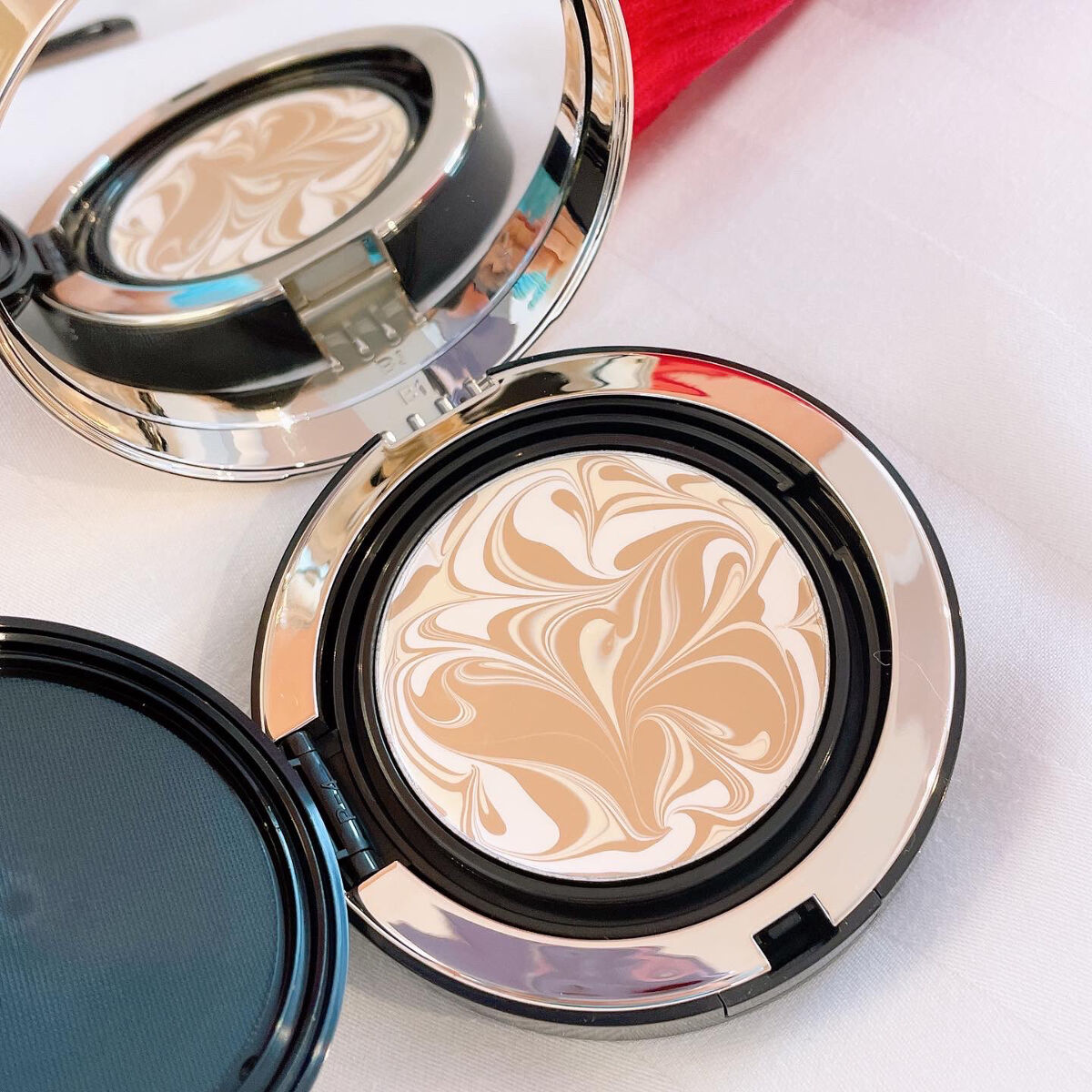 SIGNATURE ESSENCE COVER PACT　 モイスチャー(21号)/AGE20’s/クリーム・エマルジョンファンデーションを使ったクチコミ（3枚目）