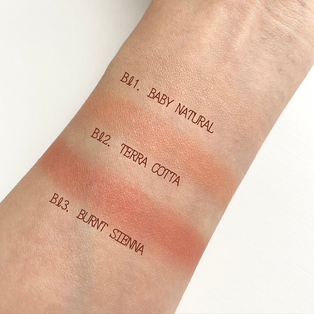 MERZY ザ  ヘリテージ  チークのクチコミ「マージー　ヘリテージチーク　2490円

✔︎崩れにくい処方でマスクにつきにくい
✔︎パウダー.....」（3枚目）