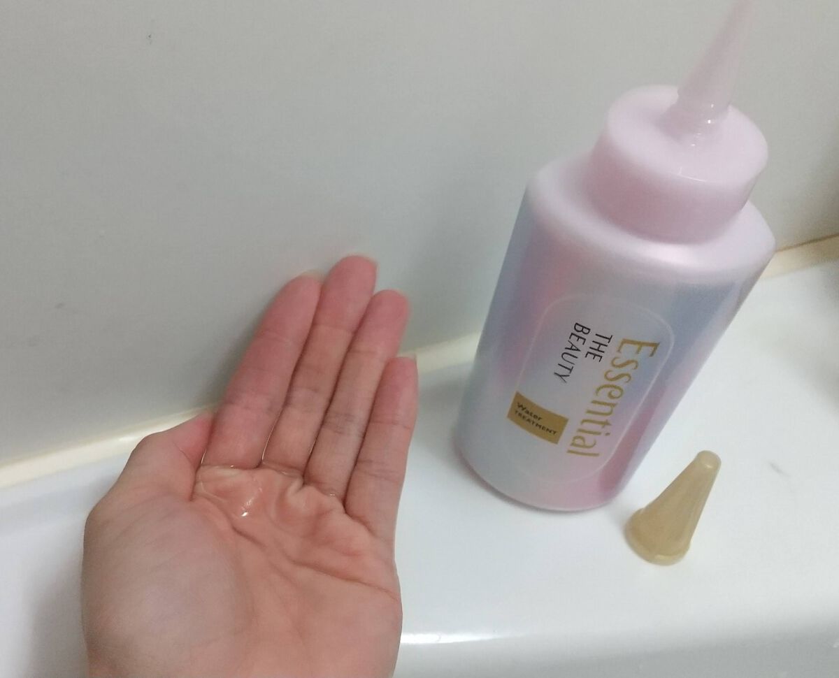 エッセンシャル プレミアム ウォータートリートメント EXスムース/エッセンシャル/アウトバストリートメントを使ったクチコミ（2枚目）