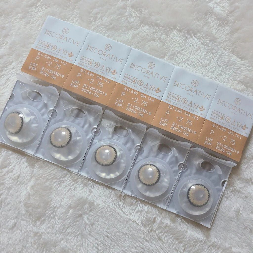 デコラティブアイズ UVモイスト/Decorative Eyes/カラーコンタクトレンズを使ったクチコミ(3枚目)