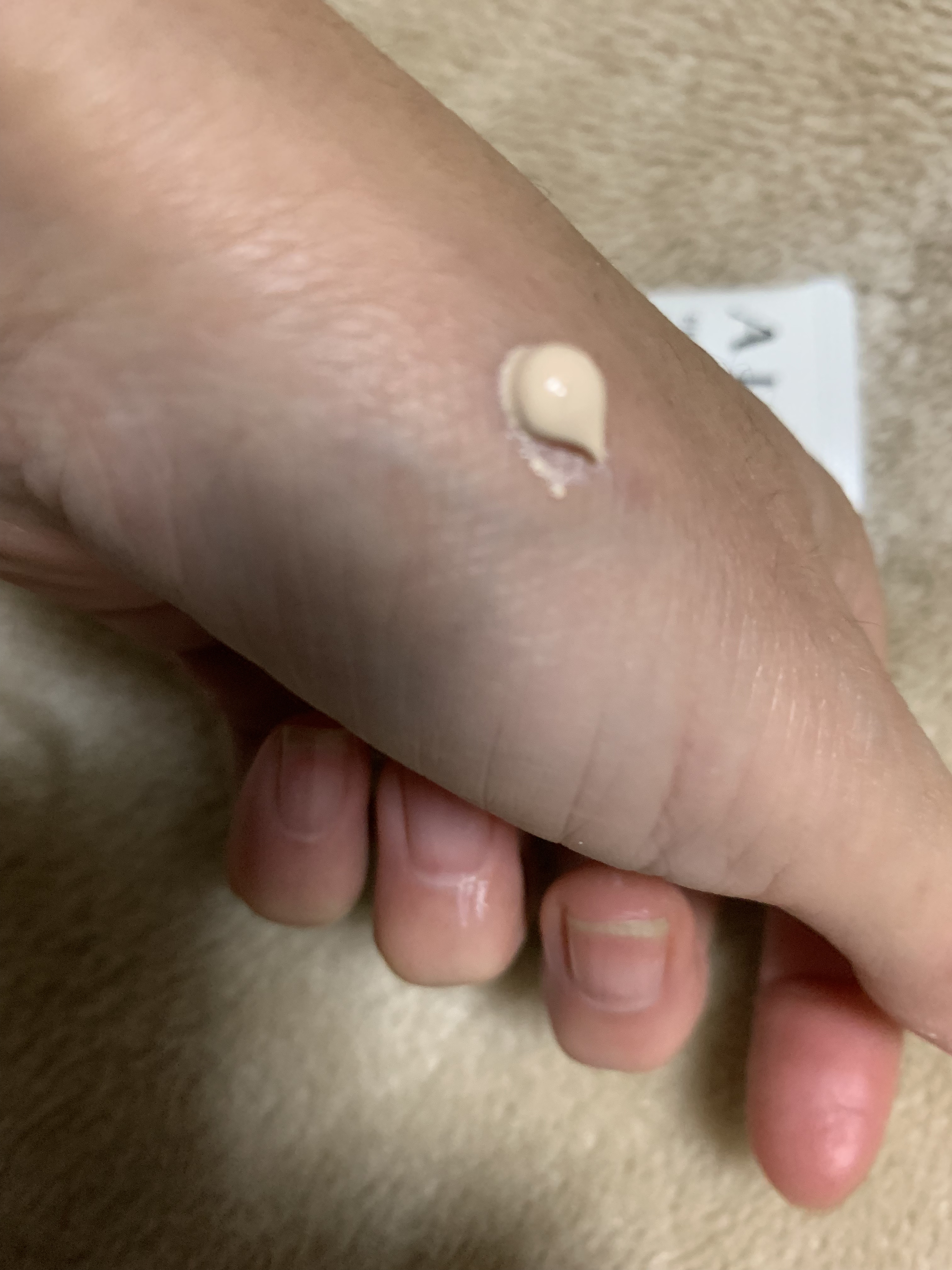 アリィー クロノビューティ カラーチューニングUV/アリィー/日焼け止めクリームを使ったクチコミ（2枚目）