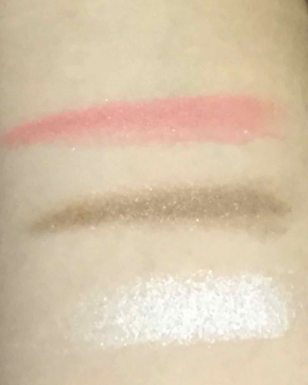 シャドーカスタマイズ/MAJOLICA MAJORCA/単色アイシャドウを使ったクチコミ（2枚目）