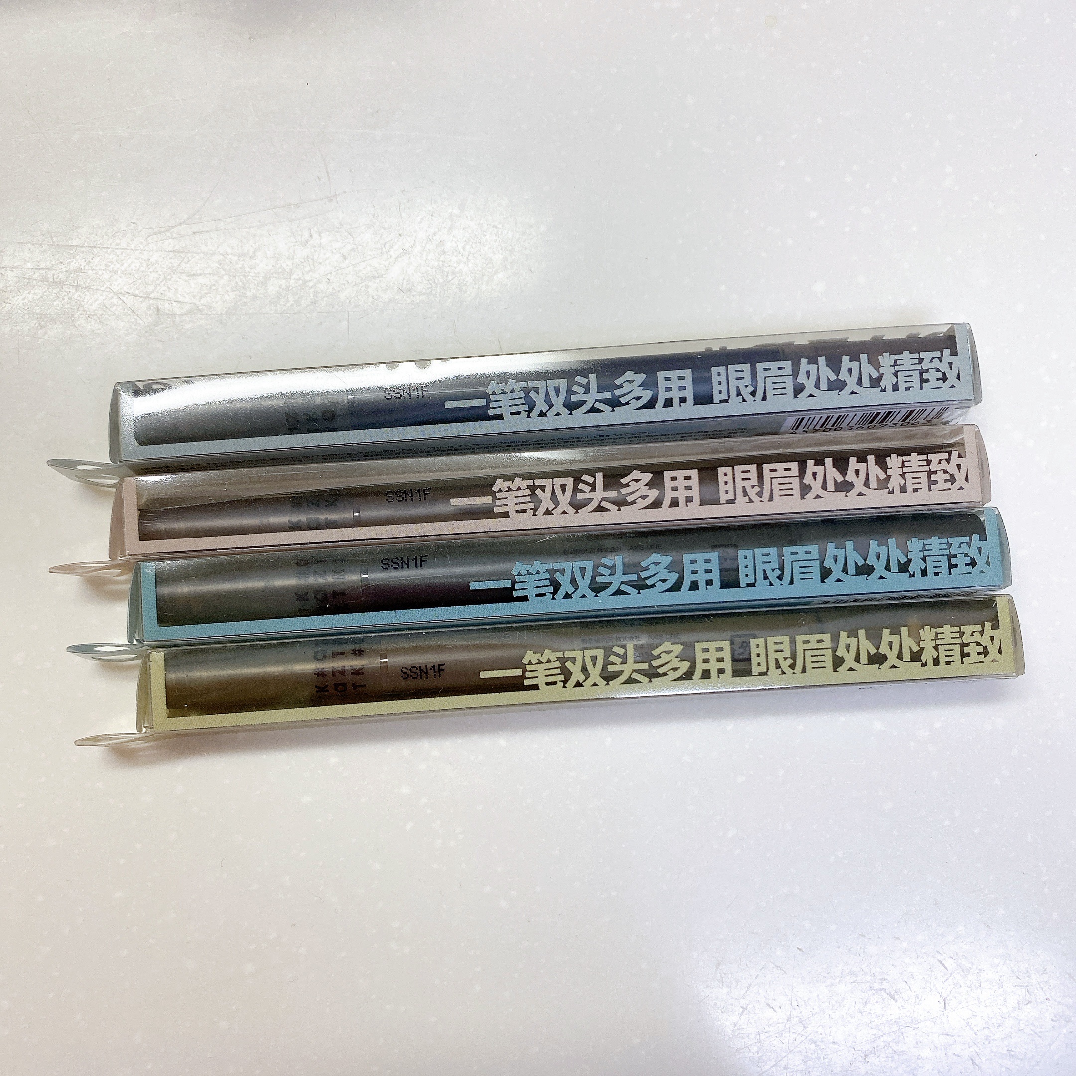 aZTK 2wayリキッドアイブロウペンのクチコミ「\aZTK 2wayリキッドアイブロウペン/

01 クーリッシュグレイ

02 クーリッシュ.....」（2枚目）